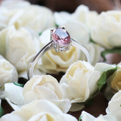 Elegant Women's 925 Sterling Silver Sultanite Single Stone Ring - Thumbnail