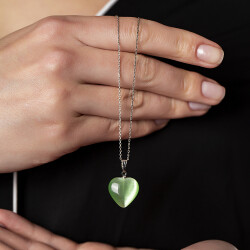 Kalp Tasarım 925 Ayar Gümüş Zincirli Çift Taraflı Fıstık Yeşil Kedigözü Kolye - 5