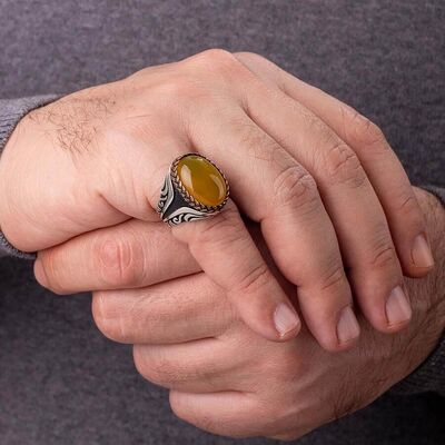 Men's Ring With Yellow Amber Stone And Yellow Amber Stone With Straw Knot Pattern - 6