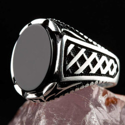 Silver Oval Men's Ring With Black Onyx - 7