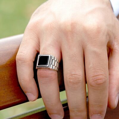 Symmetrical Patterned Black Onyx 925 Sterling Silver Mens Ring - 4